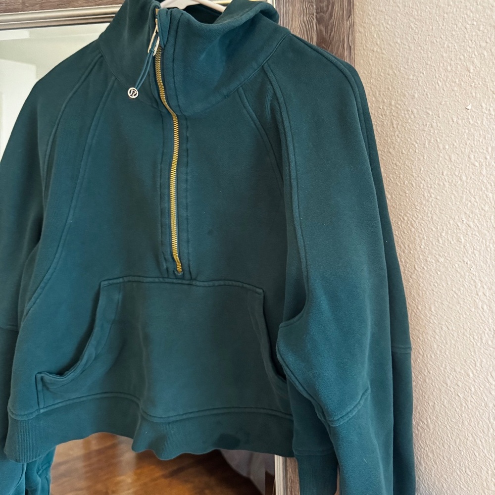 Lululemon Scuba